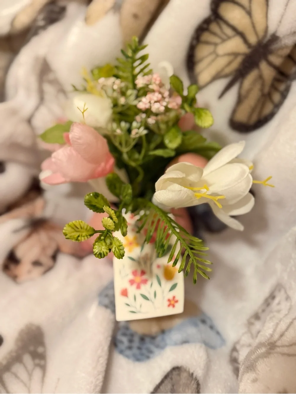 Ceramic Flamingo Vase with White & Pink Faux Flowers